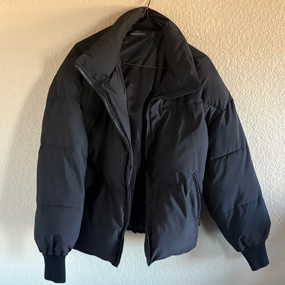 Women's Classic Black Puffer Jacket